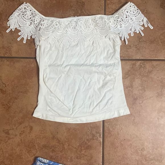 2 piece outfit , skort and off shoulder top - Picture 3 of 7